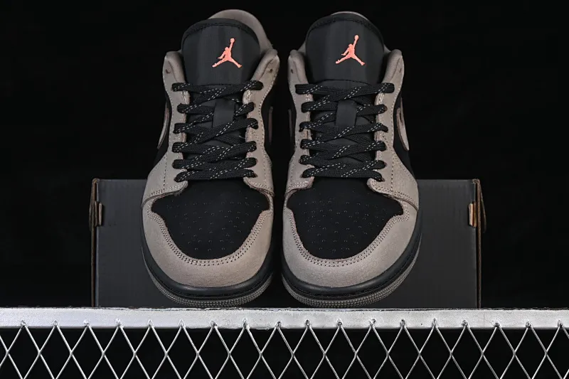All Categories Air Jordan Jordan Series Basketball Shoes Air Jordan 1 Low G Version Pure Original Air Jordan 1 Low AJ1 Joe 1 Milk Tea Mocha Low State Cultural Casual Shoes IB7109-005